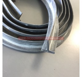 GUARNIZIONE SOTTOPORTA DX-SX (SET)